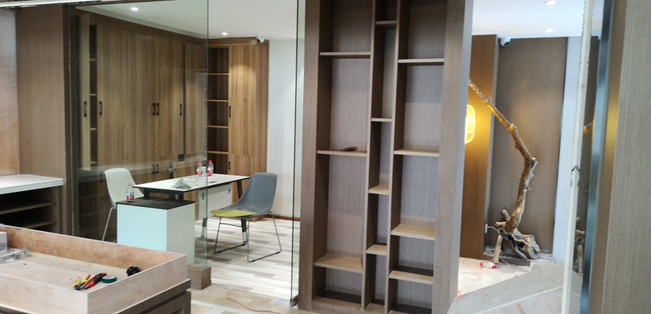 观山湖区逸都国际K351黄杨木直纹